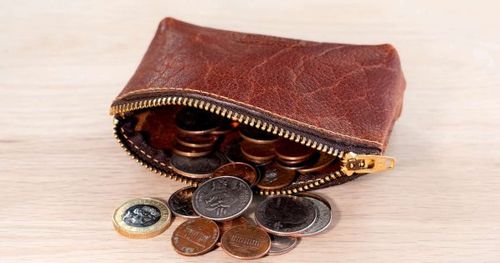 Annie Oakley Magnmu Coin Case
