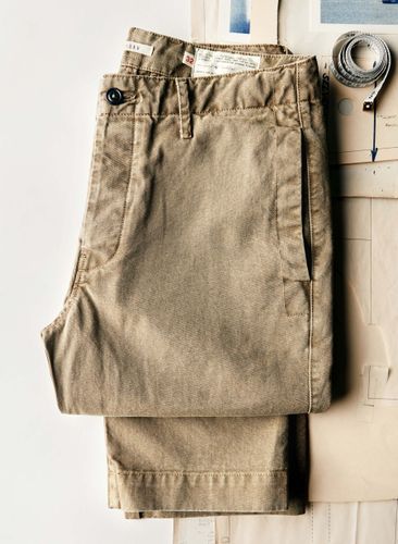 The All American Chino in Field Tan